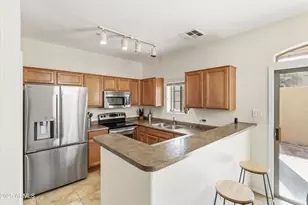 2727 N Price Rd, Chandler, AZ 85224 - Photo 8