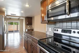 6413 N 82nd St, Scottsdale, AZ 85250 - Photo 14