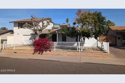 2248 W Columbine Drive, Phoenix, AZ 85029 - Photo 2