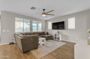 6943 N 88th Dr, Glendale, AZ 85305 - Photo 14