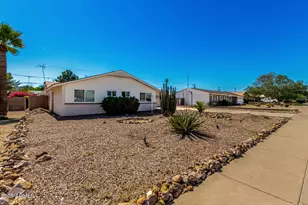 3045 E Cholla St, Phoenix, AZ 85028 - Photo 2