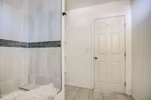 203 W Mission Ln, Phoenix, AZ 85021 - Photo 16