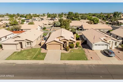 1046 W Tremaine Avenue, Gilbert, AZ 85233 - Photo 28