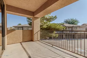 705 W Queen Creek Rd, Chandler, AZ 85248 - Photo 28