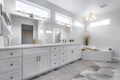 17911 N Adobe Mesa Court, Surprise, AZ 85374 - Photo 6