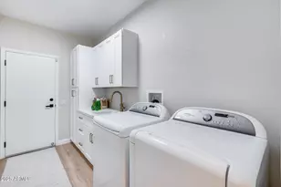 17911 N Adobe Mesa Ct, Surprise, AZ 85374 - Photo 46