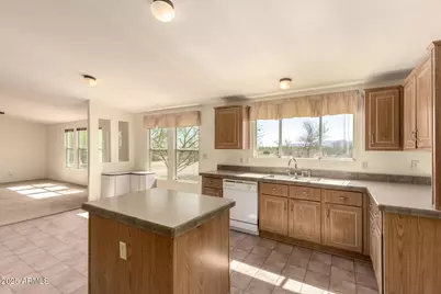 22615 W Montanoso Drive, Wittmann, AZ 85361 - Photo 16