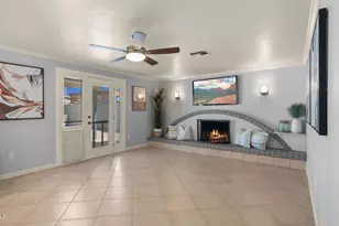 4016 E Ludlow Dr, Phoenix, AZ 85032 - Photo 8