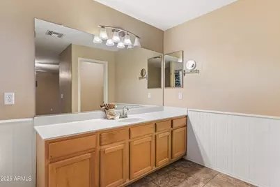 2113 W Nancy Lane, Phoenix, AZ 85041 - Photo 20