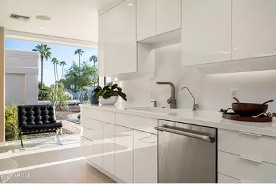 9175 N 82nd Street, Scottsdale, AZ 85258 - Photo 6