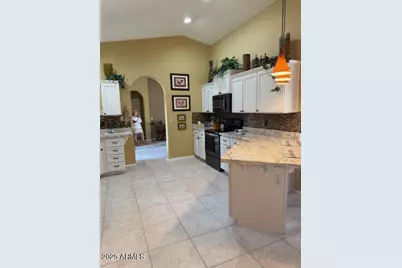 10502 E Elmhurst Drive, Sun Lakes, AZ 85248 - Photo 4