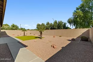 18306 W Beck Ln, Surprise, AZ 85388 - Photo 34