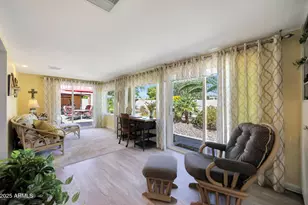 10516 W Snead Dr, Sun City, AZ 85351 - Photo 4