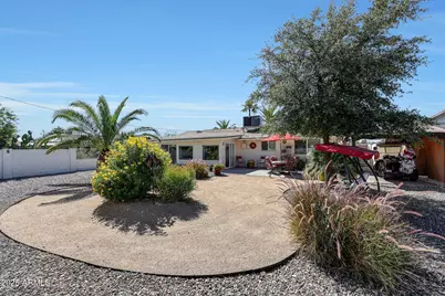 10516 W Snead Drive, Sun City, AZ 85351 - Photo 38