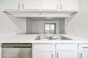 3065 N 67th Ave, Phoenix, AZ 85033 - Photo 10