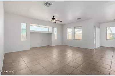 17442 W Evans Drive, Surprise, AZ 85388 - Photo 10