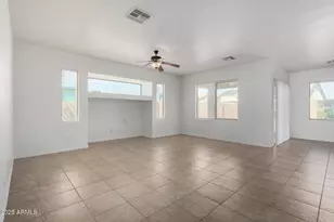 17442 W Evans Dr, Surprise, AZ 85388 - Photo 10