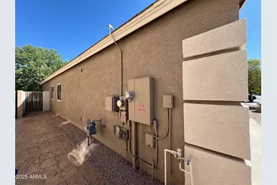 714 W Spruell Avenue, Coolidge, AZ 85128 - Photo 4