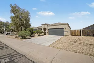 11230 E Cliffrose Ln, Florence, AZ 85132 - Photo 4