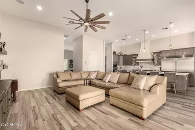 39024 N 11th Avenue, Phoenix, AZ 85086 - Photo 12