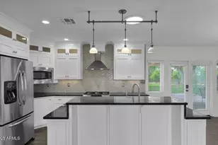 3229 E Clarendon Ave E, Phoenix, AZ 85018 - Photo 4