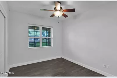 3229 E Clarendon Avenue E, Phoenix, AZ 85018 - Photo 14