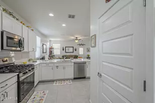 15551 W Kendall St, Goodyear, AZ 85338 - Photo 18