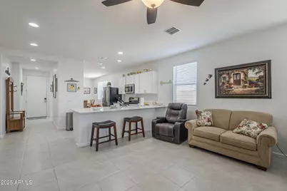 15551 W Kendall Street, Goodyear, AZ 85338 - Photo 12