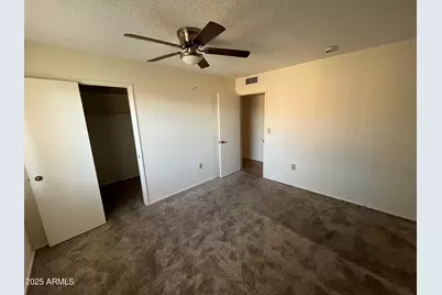 10889 W Santa Fe Drive, Sun City, AZ 85351 - Photo 12