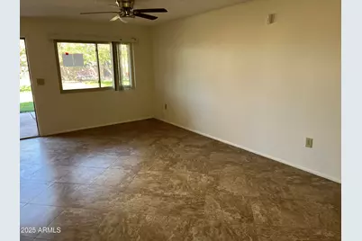 10889 W Santa Fe Drive, Sun City, AZ 85351 - Photo 4