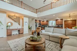 44022 N 43rd Dr, Anthem, AZ 85087 - Photo 10