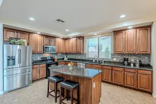 44022 N 43rd Dr, Anthem, AZ 85087 - Photo 2