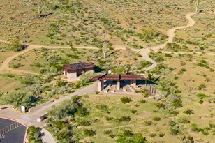 614 E Brisa Dr, Phoenix, AZ 85085 - Photo 38