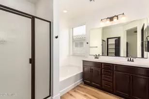 614 E Brisa Dr, Phoenix, AZ 85085 - Photo 18