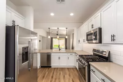 614 E Brisa Drive, Phoenix, AZ 85085 - Photo 12