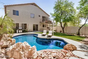 2746 E Fawn Dr, Phoenix, AZ 85042 - Photo 32