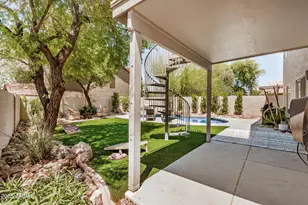 2746 E Fawn Dr, Phoenix, AZ 85042 - Photo 30