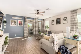 14271 W Surrey Dr, Surprise, AZ 85379 - Photo 10