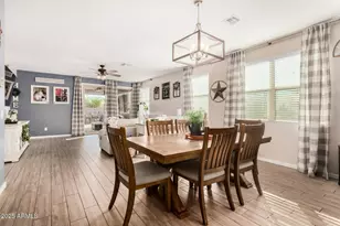 14271 W Surrey Dr, Surprise, AZ 85379 - Photo 8