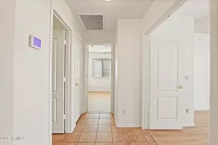 922 E Blackhawk Dr, Phoenix, AZ 85024 - Photo 14