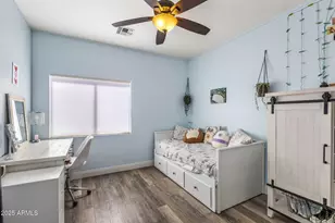 2405 W Barbie Ln, Phoenix, AZ 85085 - Photo 14