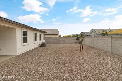 18416 W Whispering Wind Drive, Surprise, AZ 85387 - Photo 14