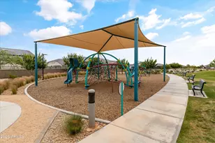 18416 W Whispering Wind Dr, Surprise, AZ 85387 - Photo 18