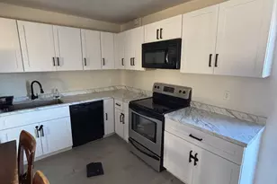 3007 N 81st Ave, Phoenix, AZ 85033 - Photo 6