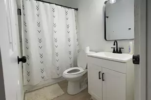 3007 N 81st Ave, Phoenix, AZ 85033 - Photo 20