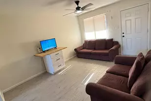 3007 N 81st Ave, Phoenix, AZ 85033 - Photo 8