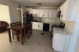 3007 N 81st Ave, Phoenix, AZ 85033 - Photo 10