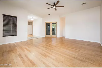 9219 N 16th Place, Phoenix, AZ 85020 - Photo 12