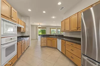 20781 N King Point Drive, Surprise, AZ 85387 - Photo 8