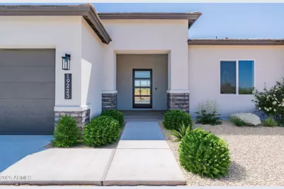 15333 W Pinnacle Vista Road, Surprise, AZ 85387 - Photo 2